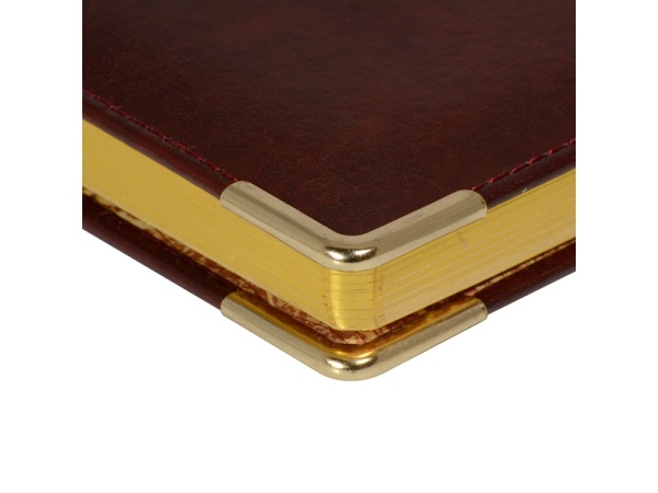 Ежедневник недатированный А5+ Persona Ежедневник недатированный А5+ Persona