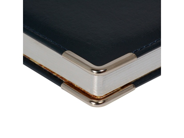 Ежедневник недатированный А5+ Persona (синий) Ежедневник недатированный А5+ Persona (синий)