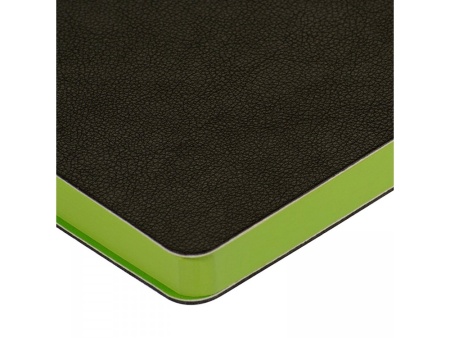 Ежедневник недатированный А5 Boston, черный (обрез зеленое яблоко) Ежедневник недатированный А5 Boston, черный (обрез зеленое яблоко)