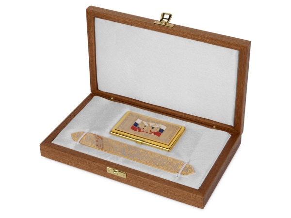 Набор Vip-персона: визитница с закладкой для книг с символикой РФ, золотистый Набор Vip-персона: визитница с закладкой для книг с символикой РФ, золотистый